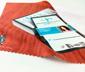 Stampiamo l'immagine sul panno in microfibra